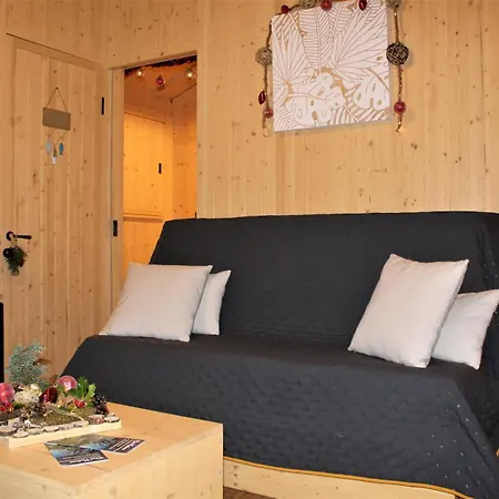 Tiny House - Sur Pilotis - Etat Nature Magnieres